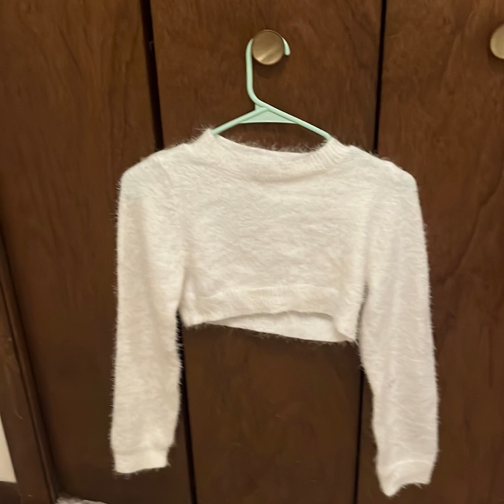 Size small, white